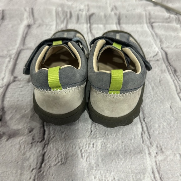 Clarks Sandals Little Boys Size 7.5 - Picture 3 of 5